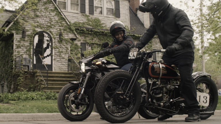 Harley-Davidson e Jason Momoa em parceria durante o distanciamento social para celebrar o poder do motociclismo: “United We Will Ride”