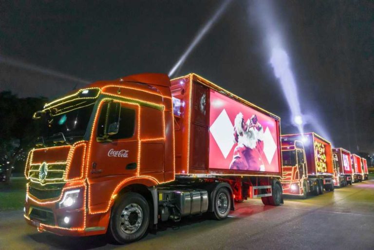 Minas Gerais recebe Caravanas Iluminadas de Natal da Coca-Cola FEMSA Brasil em dezembro