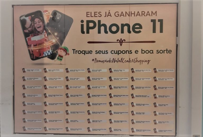Dezenas de clientes do Center Shopping terminam 2020 com iPhone novo de presente
