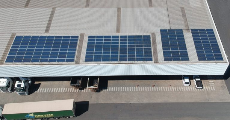 Usina fotovoltaica instalada no Camaru vai gerar mais de 70 mil KWh/ano