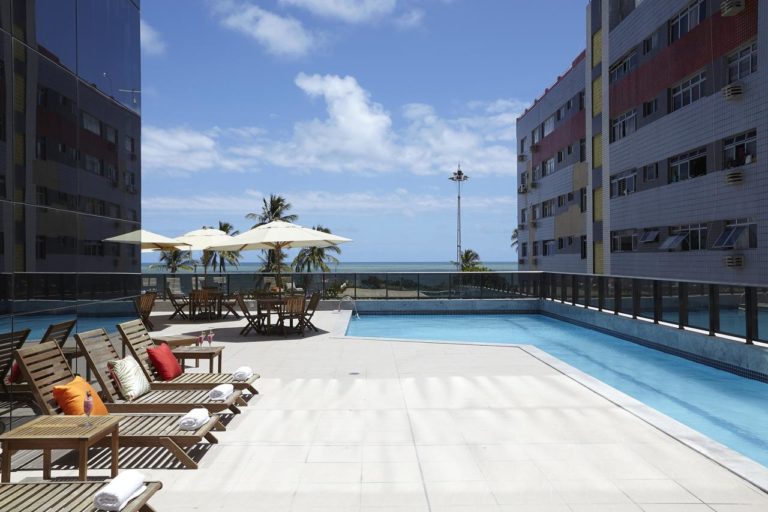 Transamerica Beach Class é hospedagem para verão seguro em Recife