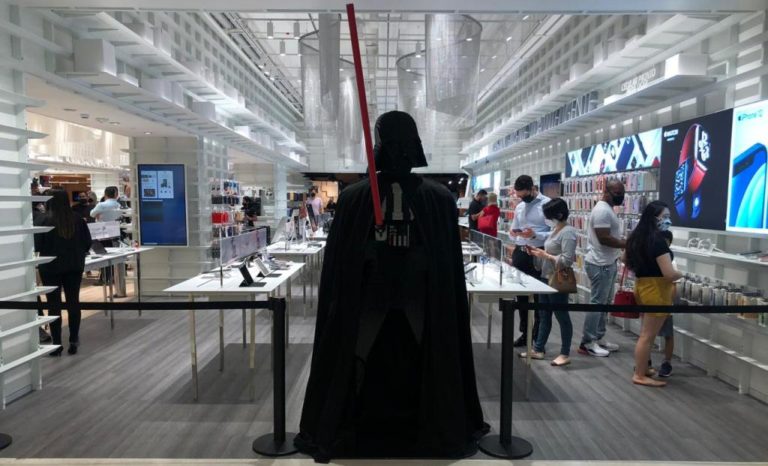 Fast Shop inicia venda de produtos da Lego