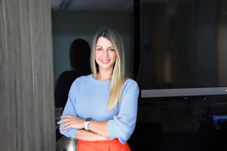 Da central de atendimento para a central de relacionamento: a importância do fator humano