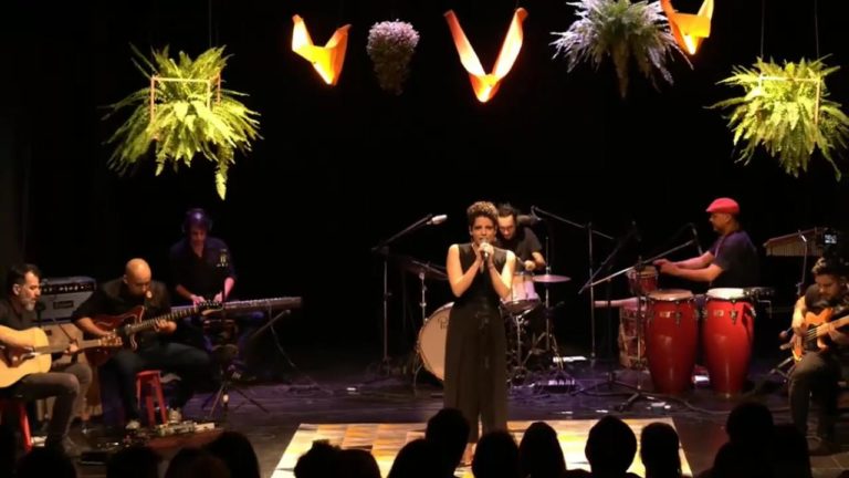 Veri Weinlich lança Show “Navegar é saber