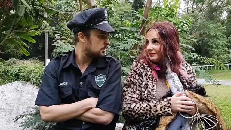 Mesmo com o teatro ainda fechados por conta da covid-19 tem produtores que não param