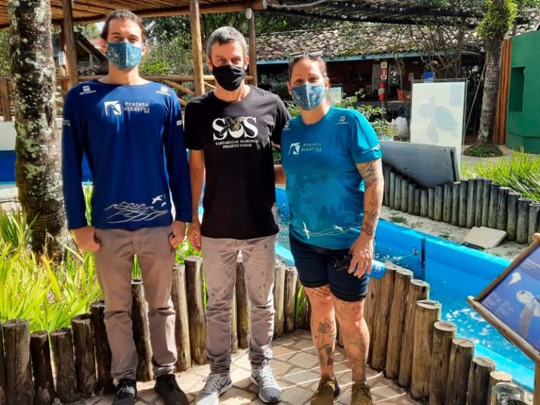 Projeto Albatroz e Tamar se unem para reduzir a captura de tartarugas marinhas no Nordeste