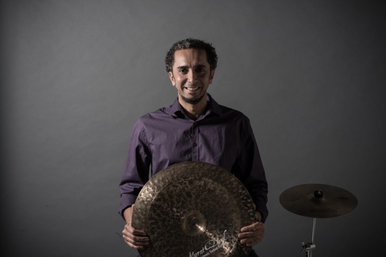 Sextas Musicais: baterista Di Stéffano celebra 30 anos de carreira com show Cenários