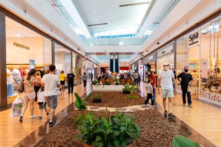 Uberlândia Shopping recebe novas lojas