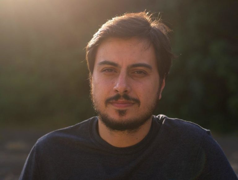 Paulo Tó apresenta a música “Adeus”