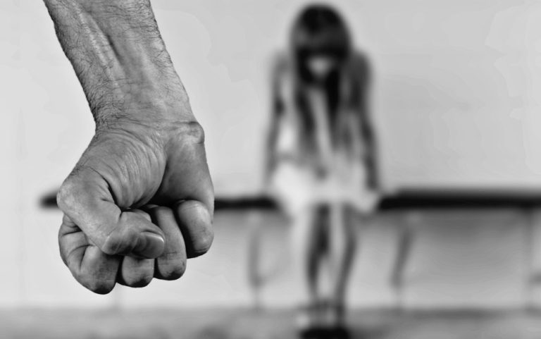 Advogado explica porque mulheres ainda temem denunciar violência doméstica