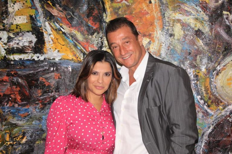 Roberto Rowntree e Gyselle Soares são os convidados da noite
