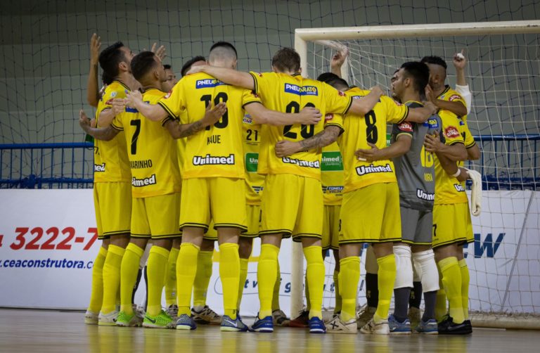 Futsal Praia Clube Empata com Tubarão na última rodada  da primeira fase da Liga Nacional de Futsal