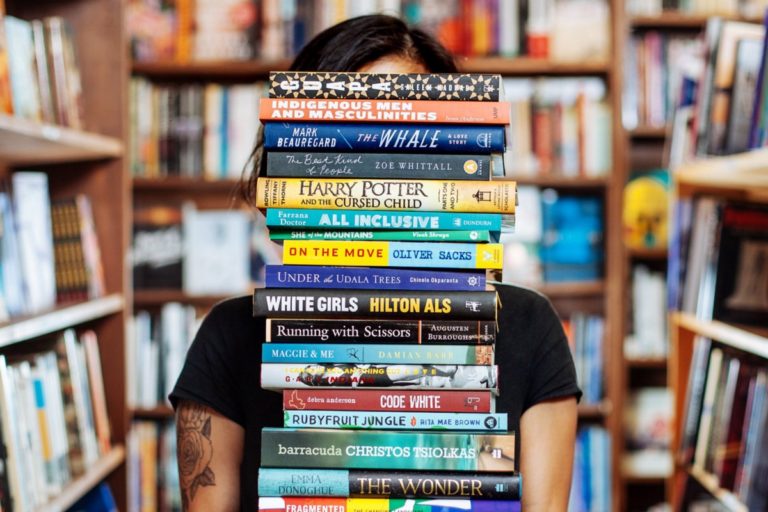 Projeto de escola em Uberlândia, promove Feira Literária