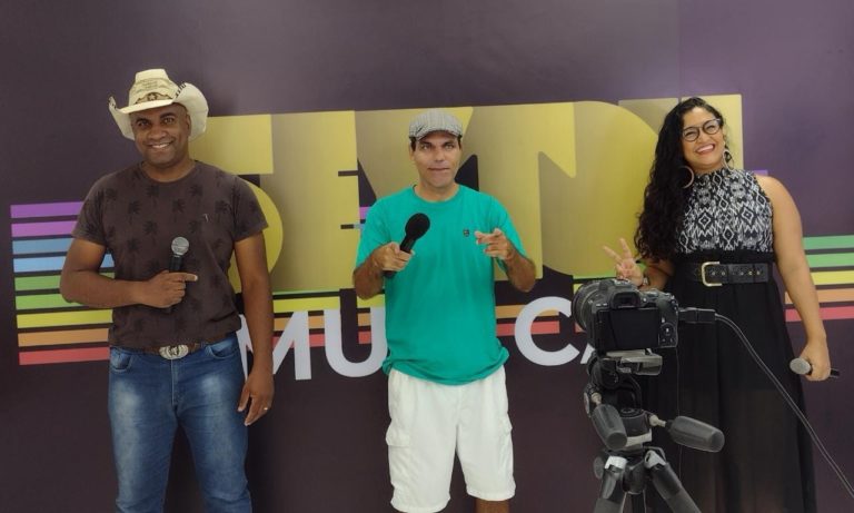 Flaviana Fernandes, Luisinho DNA de Vaqueiro e Gilberto Romano nas sextas