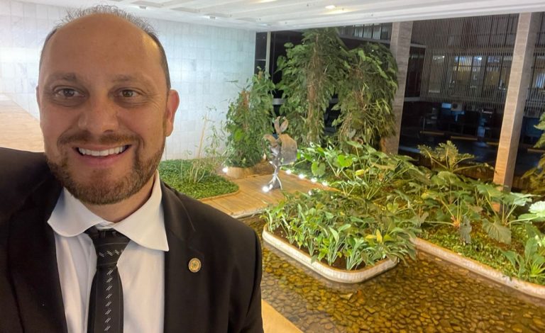 Dr. Ricardo Lourenço é empossado como Conselheiro Federal do CFO