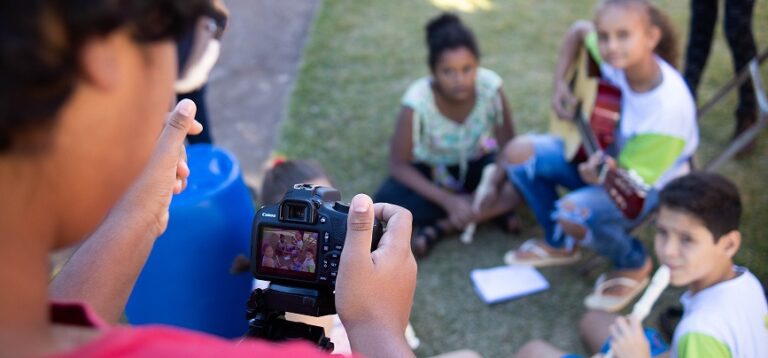 Projeto social incentiva produção audiovisual entre jovens de Uberlândia