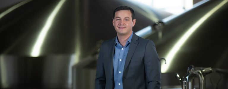 Grupo Petrópolis marca presença no 34º Congresso Nacional Abrasel sobre alimentação fora do lar