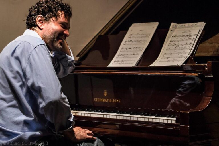 Pianista Luis Felipe Gama volta aos palcos nesta sexta (2)