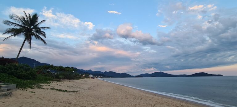 Praias para visitar em Caraguatatuba