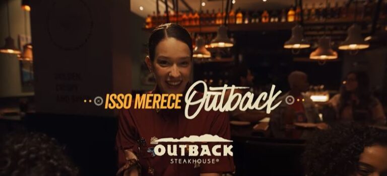 Outback lança campanha musical e incentiva que qualquer ocasião pode ser motivo de comemoração