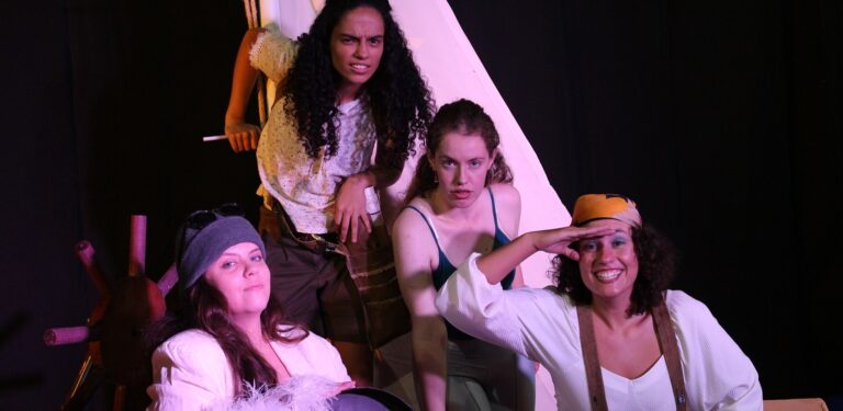 Dupla de Quatro estreia no Teatro Municipal de Uberlândia com Terra à Vista