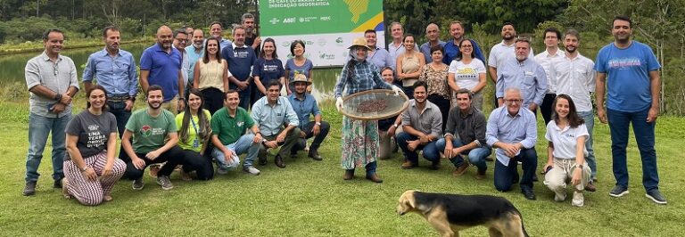 Região do Cerrado Mineiro sedia encontro para discutir plataforma para origem controlada dos cafés
