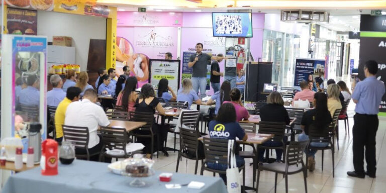 CDL Itinerante reúne empresários da região central de Uberlândia