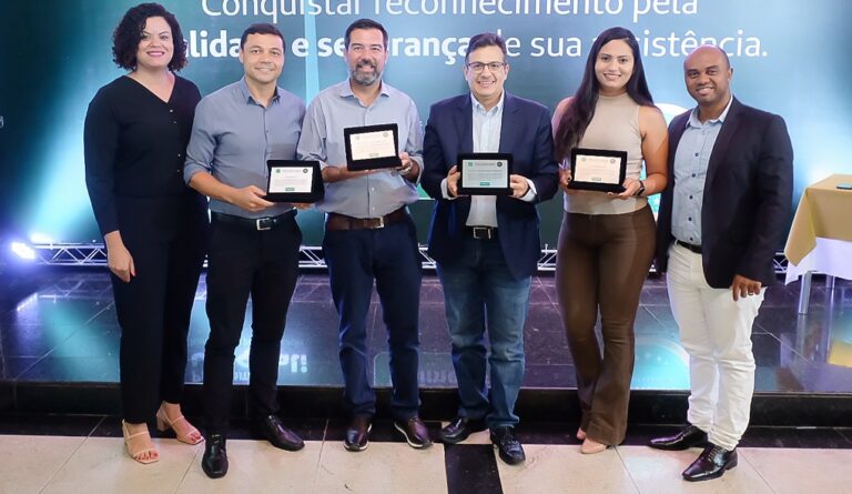 Unidades do Grupo Oncoclínicas recebem reconhecimento de padrão qualidade em Uberlândia