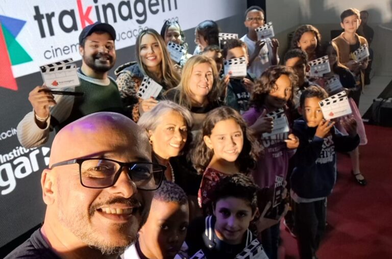 Emoção marca entrega de troféus do Trakinagem