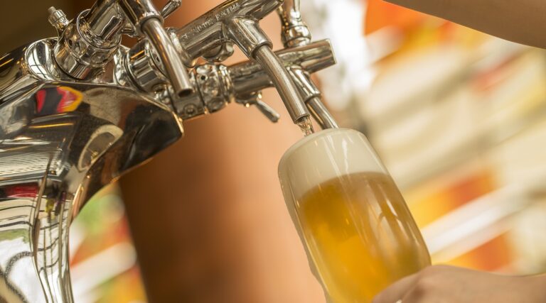 Ambev lança o Fermenta, edital de incentivo a projetos de cultura cervejeira