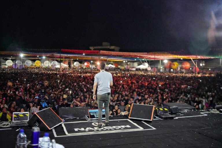Nasce um fenômeno na música em Sergipe o nome de é Nadson Ferinha