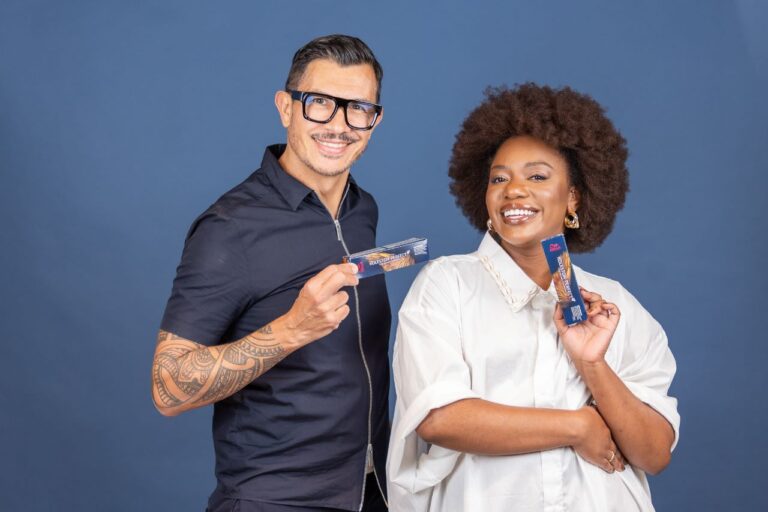 Miguel Estelrich, embaixador de Wella Professionals, transforma visual da expert em pele negra e influenciadora Damata