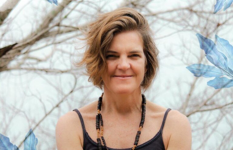 Liza K apresenta uma visão pessoal sobre a vida no álbum “Simplicidade”