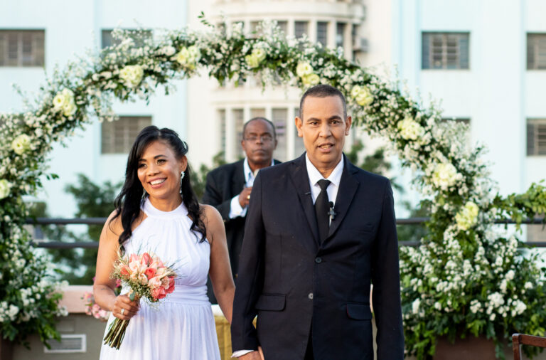 Realizando sonhos: Santa Casa BH promove casamento surpresa para paciente em tratamento oncológico