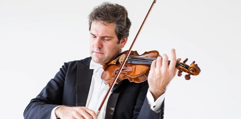 Sextas Musicais leva ao público concerto gratuito de violinista italiano
