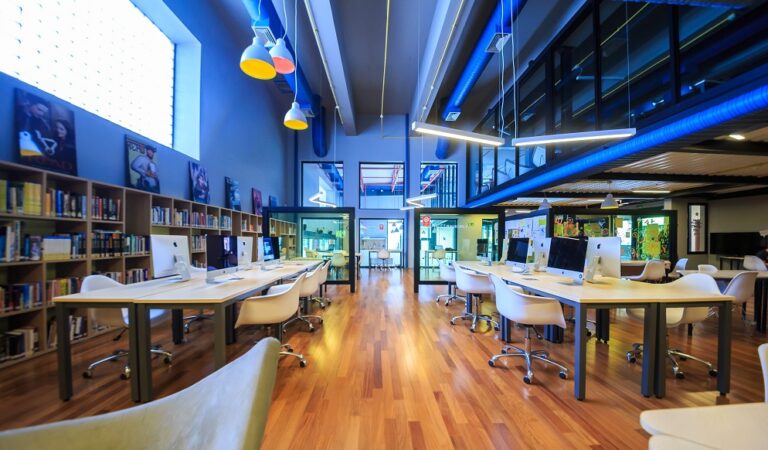 Unidade da Casa Thomas Jefferson em Uberlândia conta com Resource Center