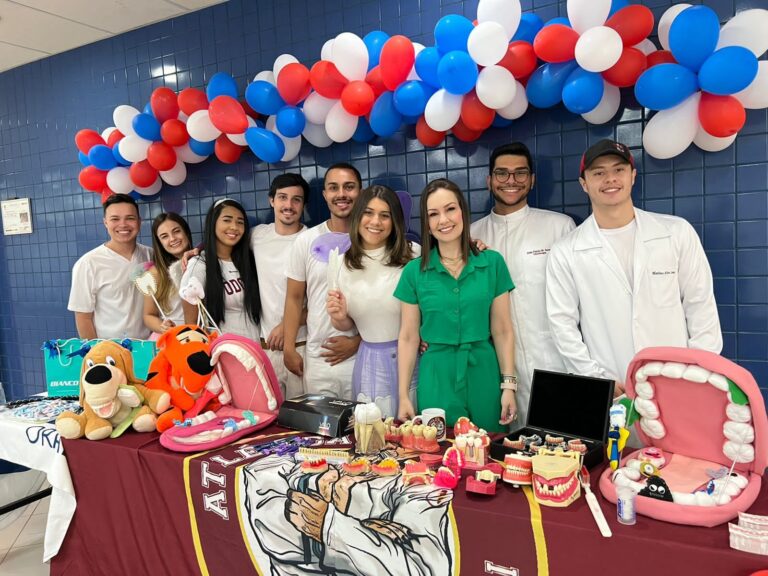 “Quer conhecer a Unitri?”  Projeto abre o campus para visitação ao público e “Aulão” de Redação para o ENEM 2023 gratuito