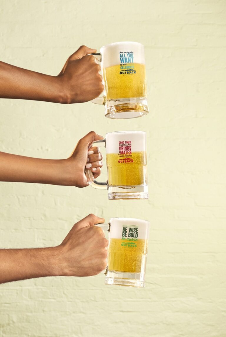 Elas estão de volta! ‘Canecas Outback’ retornam em ação especial e clientes podem levar ícone para casa