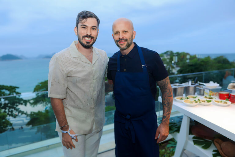 Alan Victor prestigia “Tomás al Cubo” no Fairmont Rio, em Copacabana