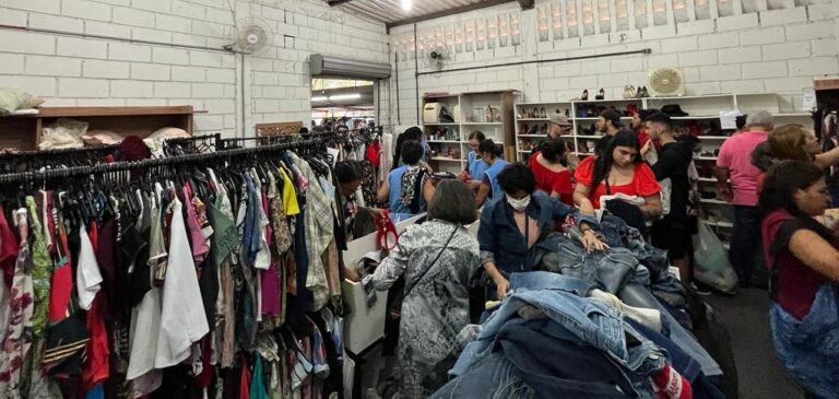 Bazar e Feira de Plantas do Grupo Luta Pela Vida acontecem nesta terça-feira (7)