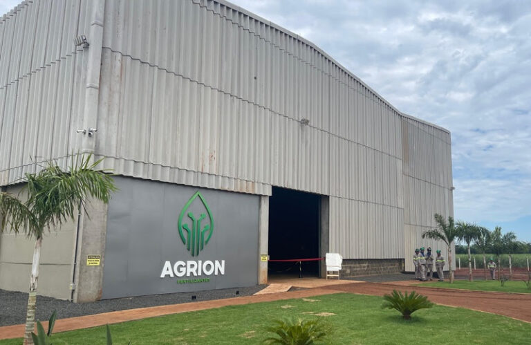 Agrion inaugura primeira fábrica de fertilizante organominerais dentro de usina sucroenergética em MG