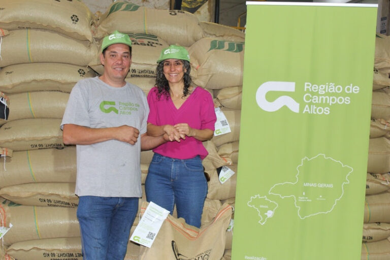 Café da Região de Campos Altos é exportado para a Espanha