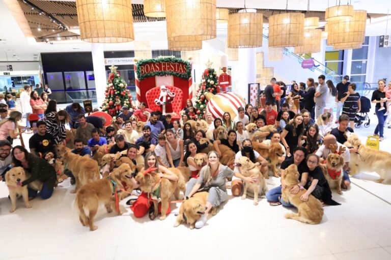 Center Shopping promove encontro de Goldens, com visita especial ao Papai Noel