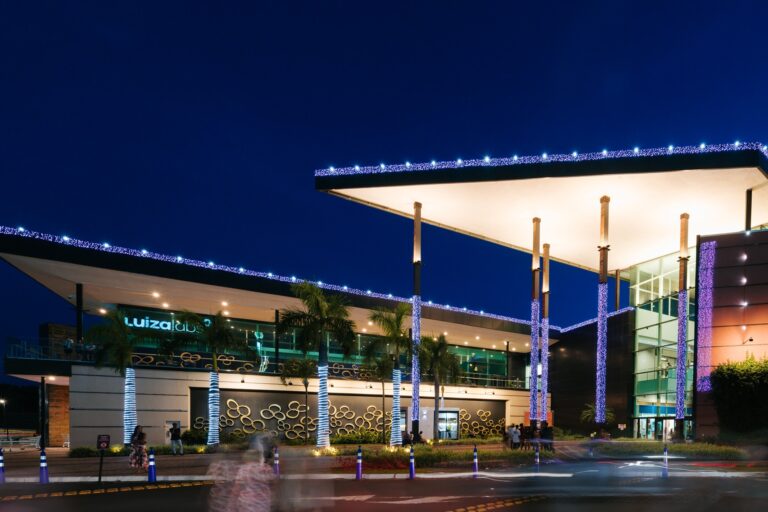 Uberlândia Shopping tem horário especial para festas de fim de ano