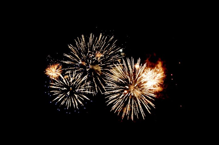 Fogos de artifício podem causar danos permanentes à visão