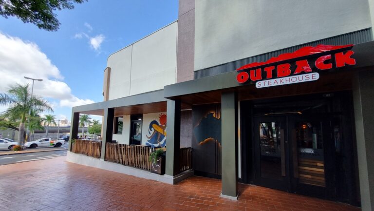 10 anos de Outback Uberlândia: reforma marca início das comemorações pelo aniversário de uma década do restaurante