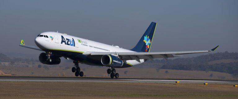 Azul disponibiliza 138 voos extras para 28 cidades durante o feriado do Dia do Trabalho