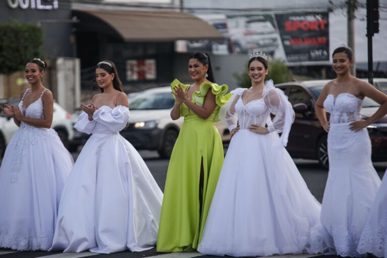 Ateliê Maisa Pires para o trânsito em ação de Janeiro Branco na Av. Rondon Pacheco