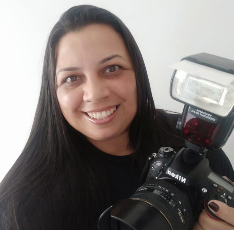 Fotógrafa Luciana Santos em dupla comemoração