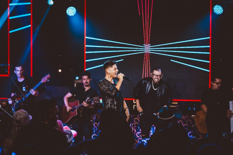 Luiz Gusttavo disponibiliza segundo clipe do DVD “Ao Vivo Pra Valer”